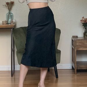 Black Midi skirt
